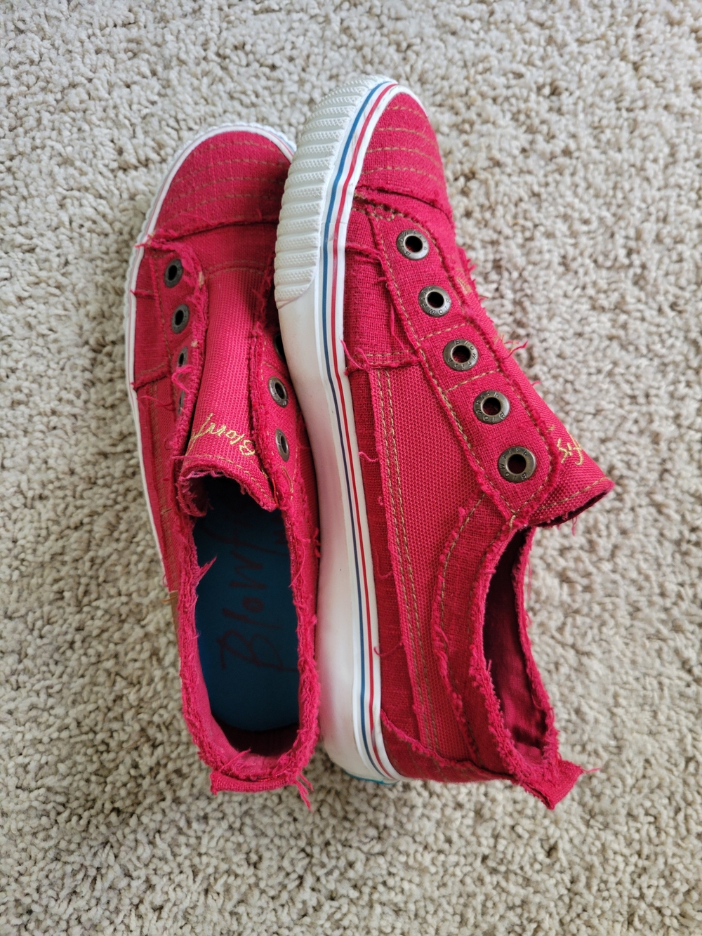 Blowfish Womens Malibu Slip-On Sneakers in Red - Picture 4 of 8